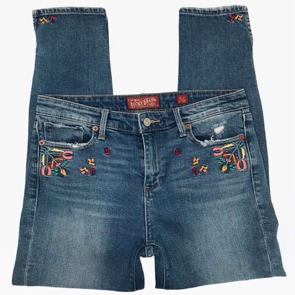 Lucky Brand Vintage Ava Embroidered Distressed Jeans - 4/27 - Picture 6 of 16
